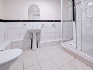 Photo 1- click for photo gallery